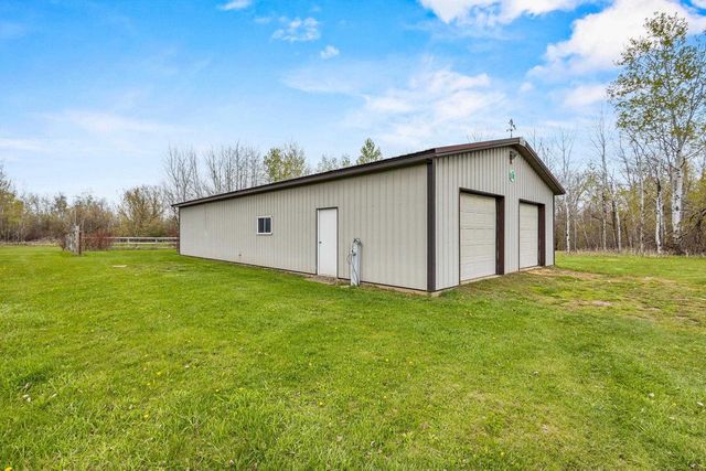 W7828 HILLVIEW ROAD, Hortonville, WI 54944