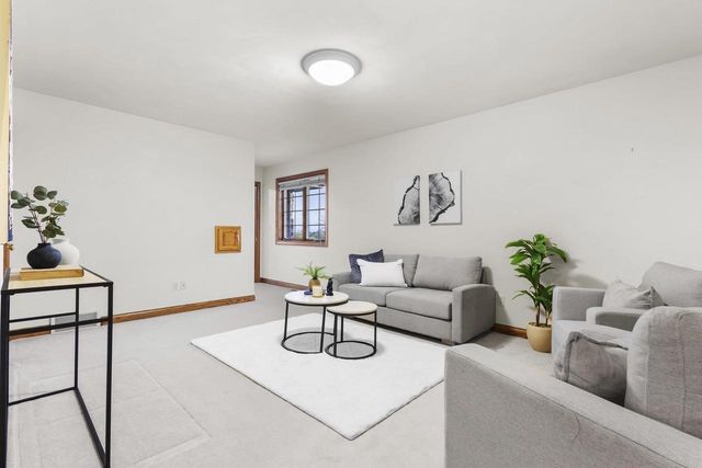 W7828 HILLVIEW ROAD, Hortonville, WI 54944