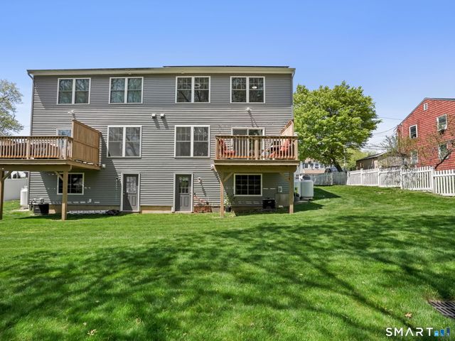 100 Dirienzo Heights 100, Derby, CT 06418