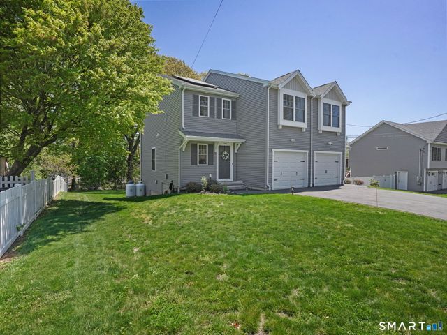 100 Dirienzo Heights 100, Derby, CT 06418