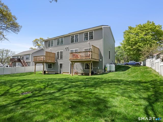 100 Dirienzo Heights 100, Derby, CT 06418