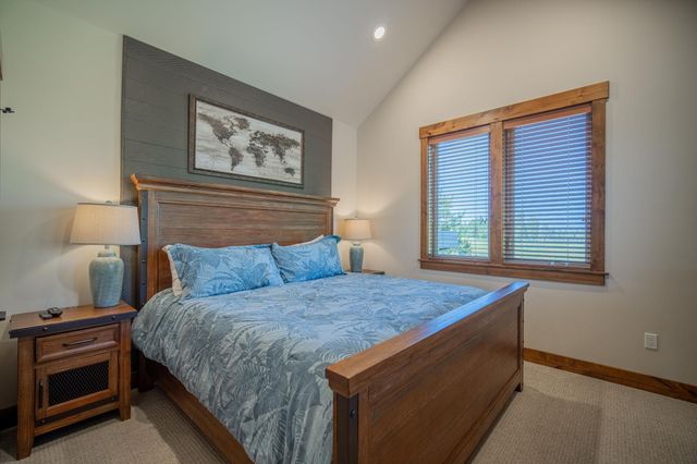 56964 Dancing Rock Loop Lot 97, Bend, OR 97707