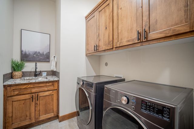 56964 Dancing Rock Loop Lot 97, Bend, OR 97707