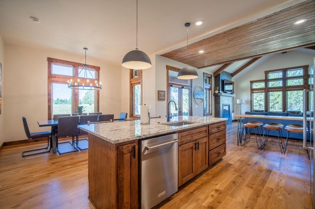 56964 Dancing Rock Loop Lot 97, Bend, OR 97707