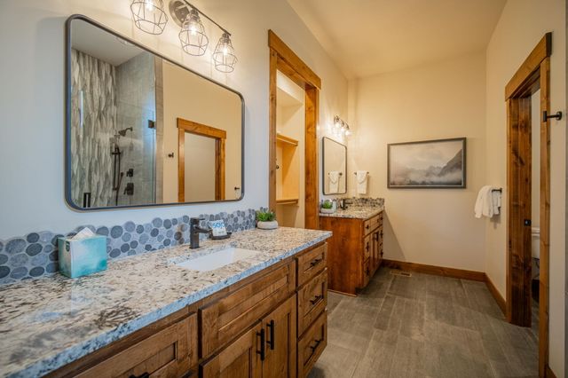 56964 Dancing Rock Loop Lot 97, Bend, OR 97707
