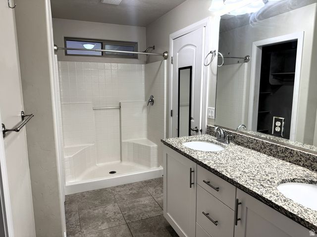 2577 N BELLA VISTA DR, Santa Clara, UT 84765