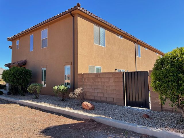 2577 N BELLA VISTA DR, Santa Clara, UT 84765