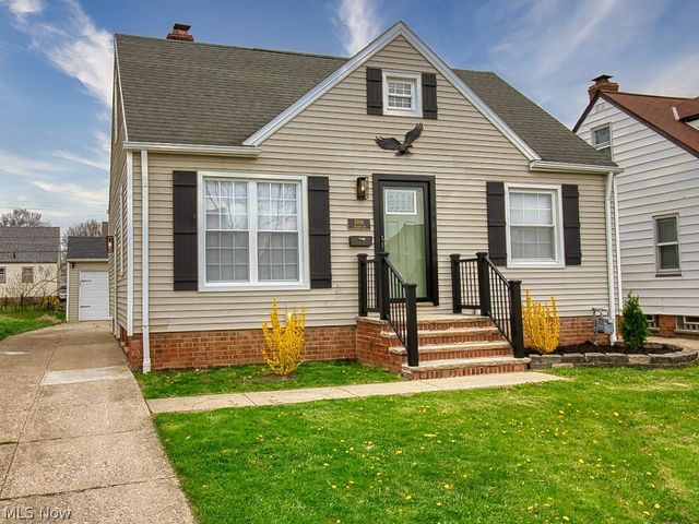 5706 Virginia Avenue, Parma, OH 44129