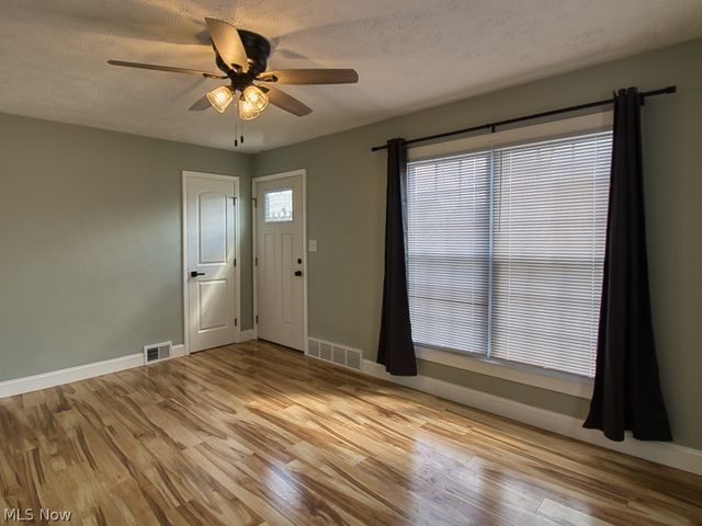 5706 Virginia Avenue, Parma, OH 44129