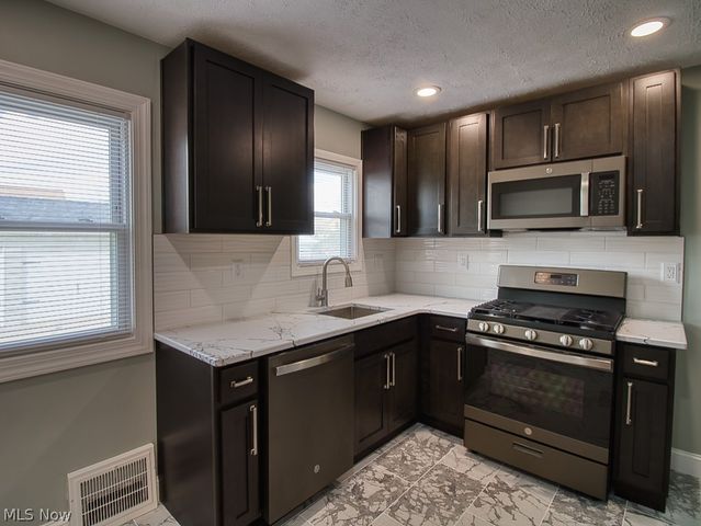 5706 Virginia Avenue, Parma, OH 44129
