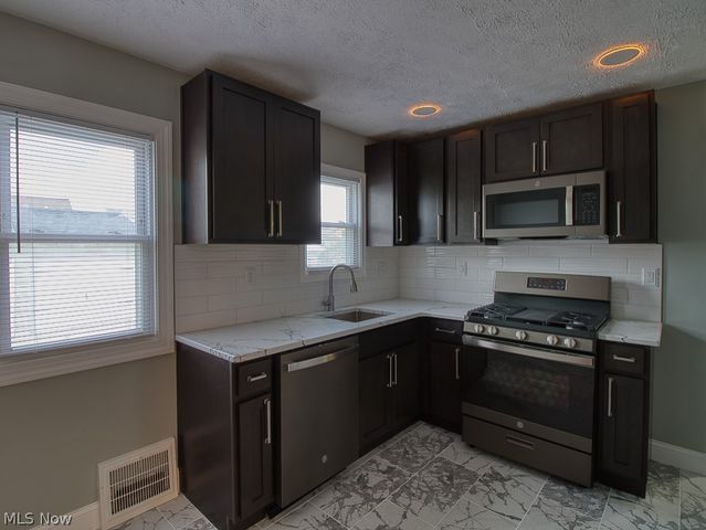 5706 Virginia Avenue, Parma, OH 44129