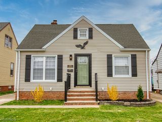 5706 Virginia Avenue, Parma, OH 44129
