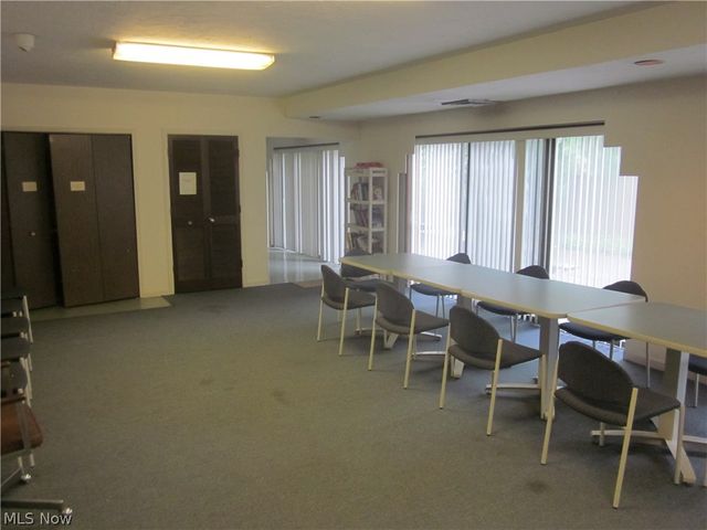 22555 Center Ridge Road 204, Rocky River, OH 44116