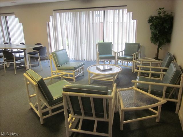 22555 Center Ridge Road 204, Rocky River, OH 44116