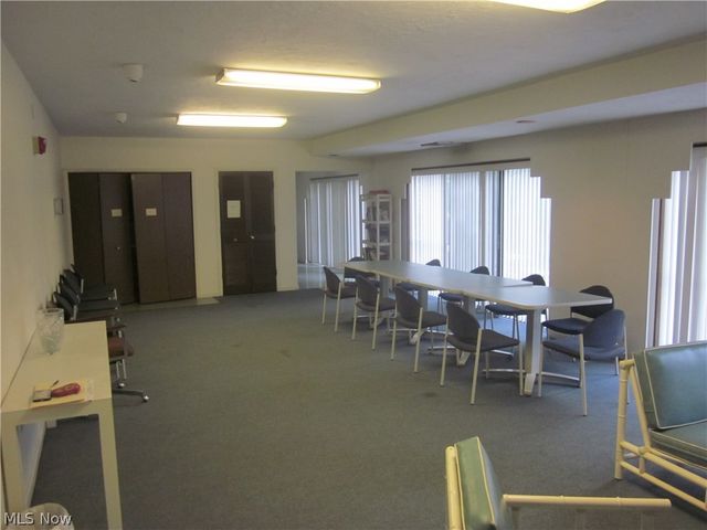 22555 Center Ridge Road 204, Rocky River, OH 44116