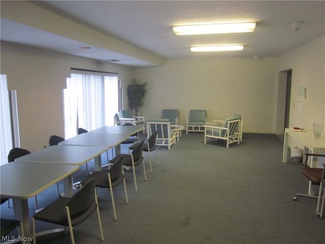 22555 Center Ridge Road 204, Rocky River, OH 44116