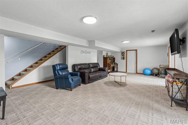 16447 Scenic Ridge Road, Marthasville, MO 63357