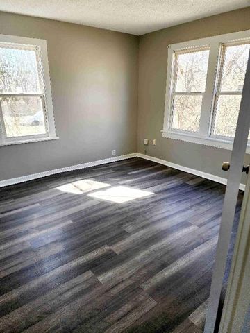 8004 Lydia Avenue, Kansas City, MO 64131