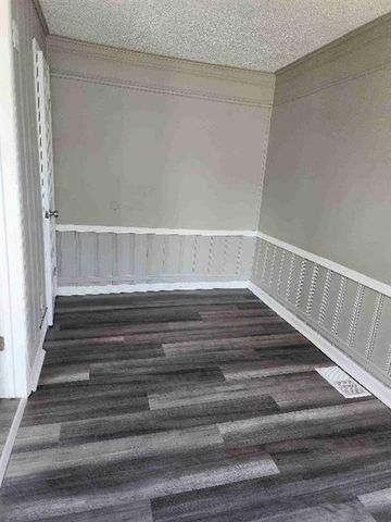 8004 Lydia Avenue, Kansas City, MO 64131