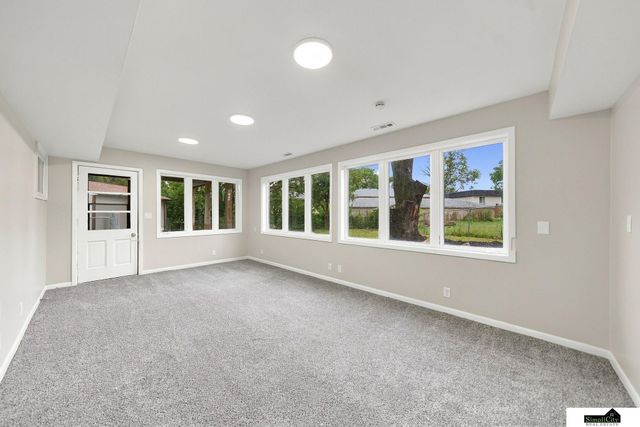 2501 Jameson North, Lincoln, NE 68512