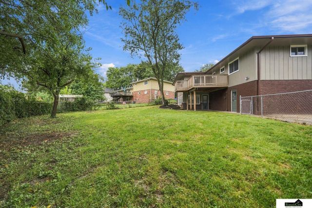 2501 Jameson North, Lincoln, NE 68512