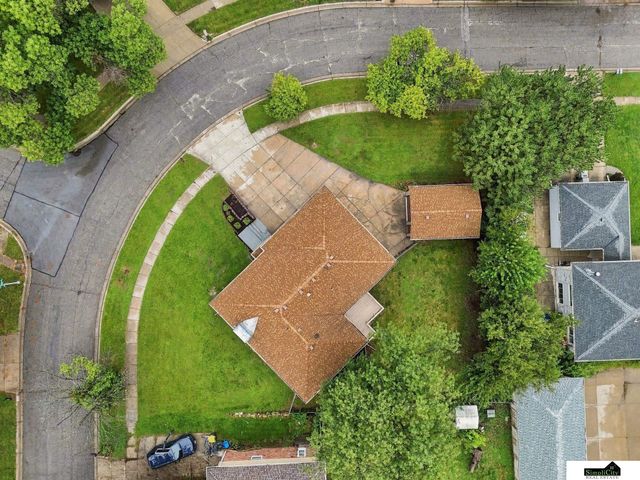 2501 Jameson North, Lincoln, NE 68512