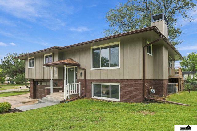 2501 Jameson North, Lincoln, NE 68512
