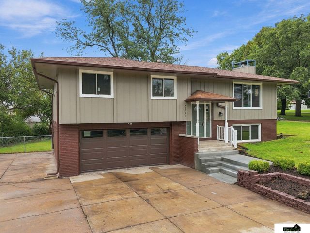 2501 Jameson North, Lincoln, NE 68512