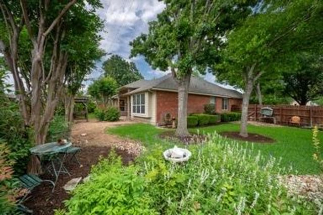 604 Belmont DR, Georgetown, TX 78626