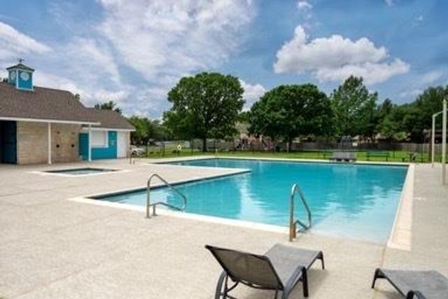 604 Belmont DR, Georgetown, TX 78626