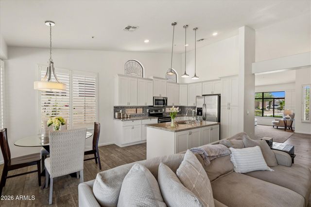 10018 E KAREN Drive, Scottsdale, AZ 85260