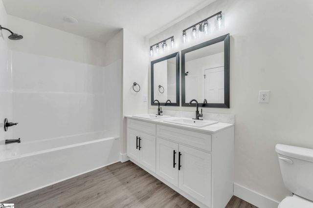 193 Dodd Street, Wellford, SC 29385