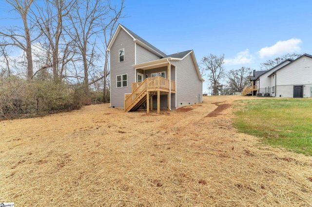 193 Dodd Street, Wellford, SC 29385