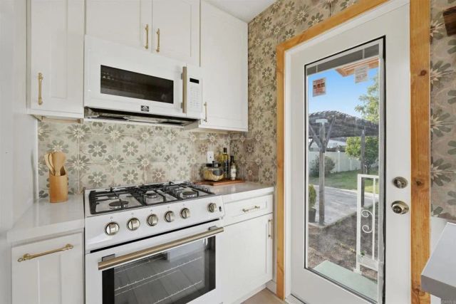 7570 Cuyamaca Avenue, Lemon Grove, CA 91945