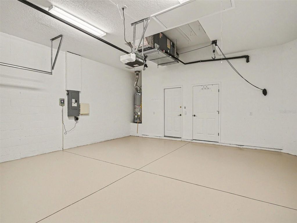 Image 15 of property listing at 12231 LAVENDER LOOP, Bradenton, FL 34212