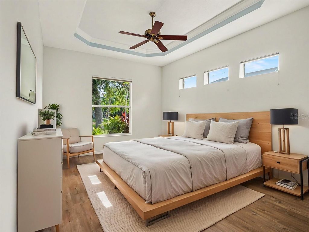 Image 6 of property listing at 12231 LAVENDER LOOP, Bradenton, FL 34212