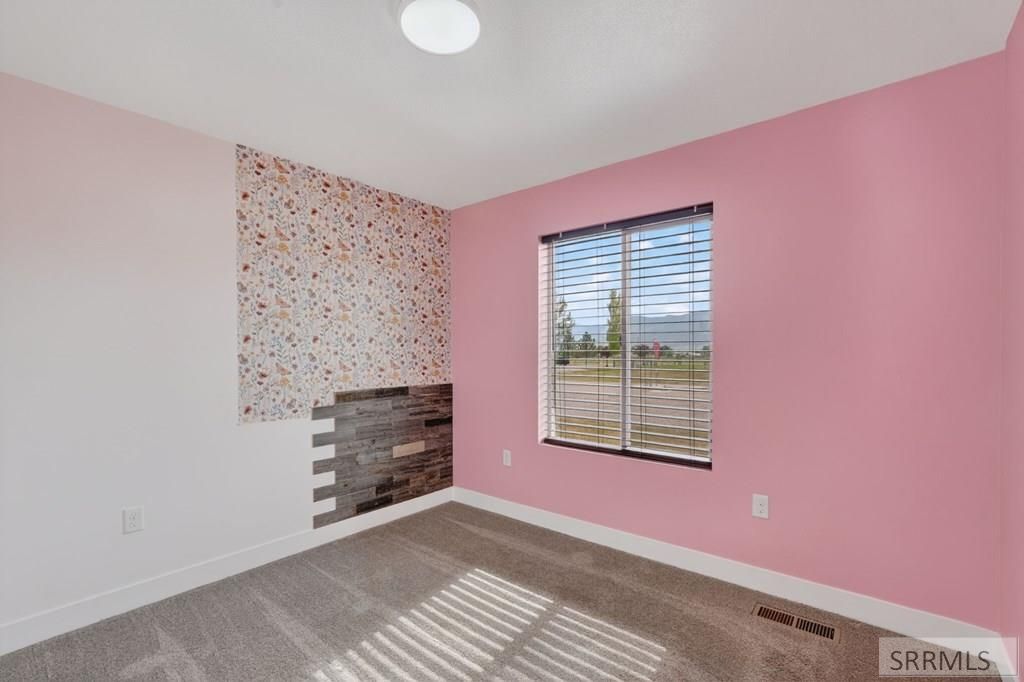 Image 14 of property listing at 250 N 200 W, Downey, ID 83234