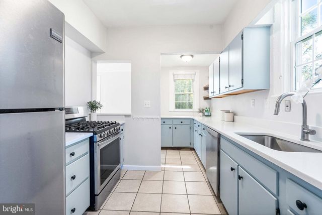 4905 SHERIDAN ST, Riverdale, MD 20737