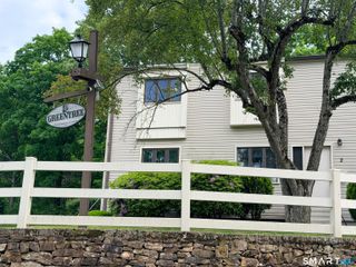 715 Frenchtown Road 49, Bridgeport, CT 06606