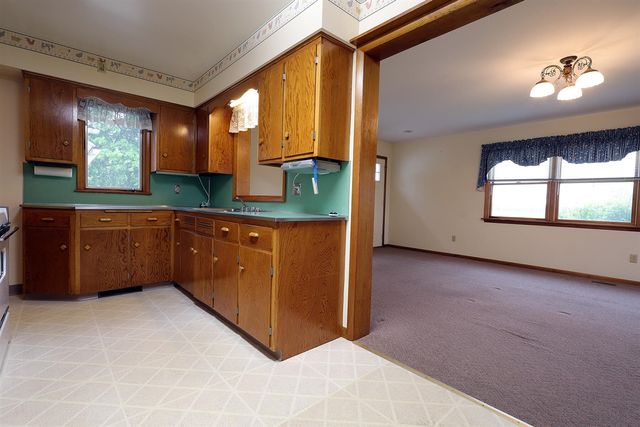 6740 Austin Road, Saline, MI 48176