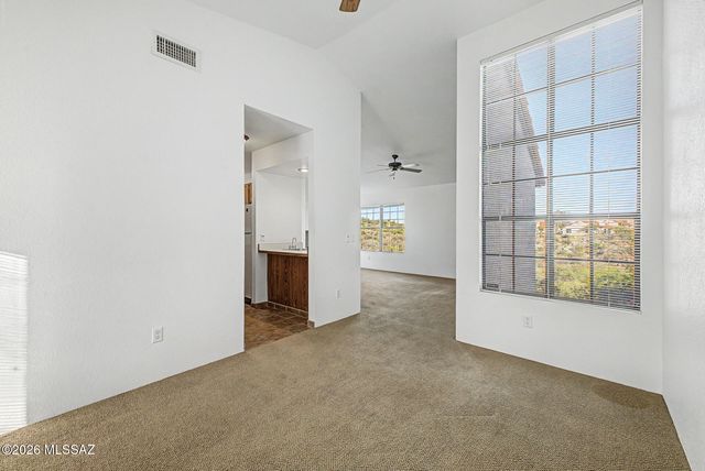 6510 N Tierra de las Catalinas Apt 82, Tucson, AZ 85718