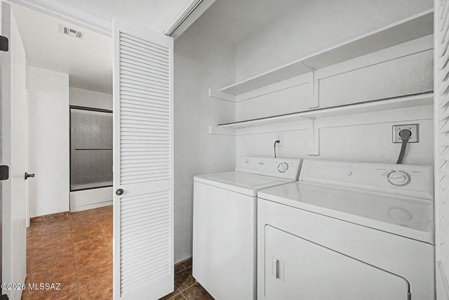6510 N Tierra de las Catalinas Apt 82, Tucson, AZ 85718