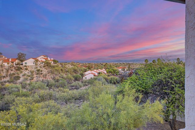6510 N Tierra de las Catalinas Apt 82, Tucson, AZ 85718