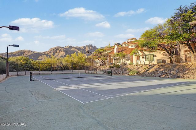 6510 N Tierra de las Catalinas Apt 82, Tucson, AZ 85718