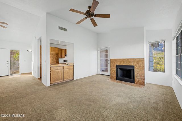 6510 N Tierra de las Catalinas Apt 82, Tucson, AZ 85718