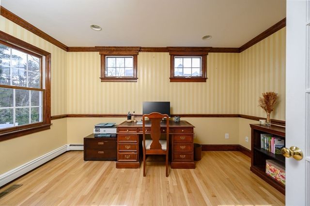 108 Deerfield Lane, Hanover, MA 02339