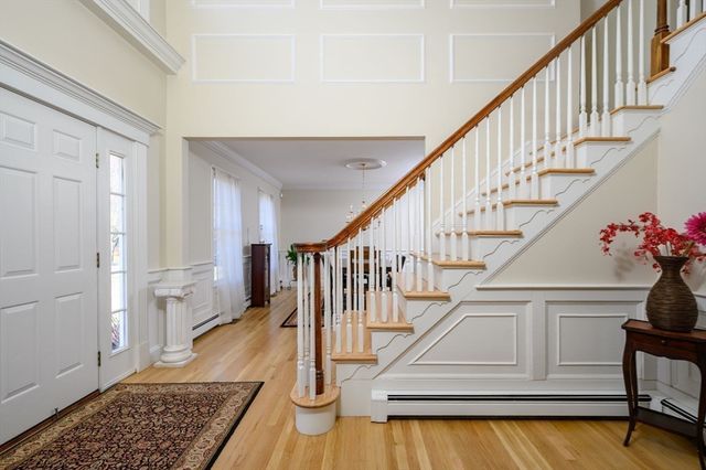 108 Deerfield Lane, Hanover, MA 02339