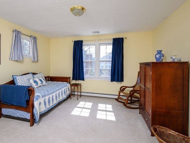 108 Deerfield Lane, Hanover, MA 02339