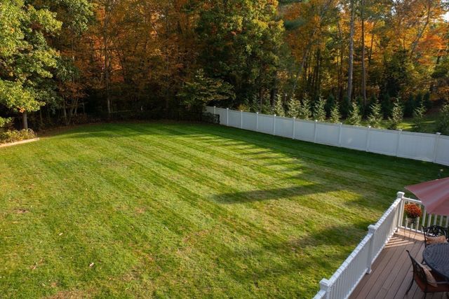 108 Deerfield Lane, Hanover, MA 02339