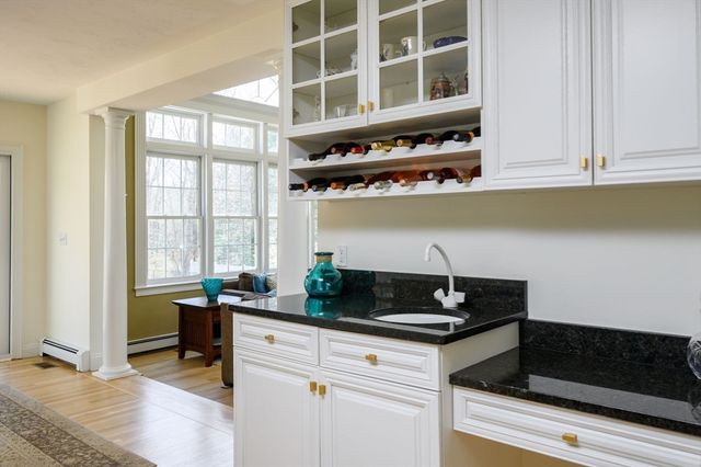 108 Deerfield Lane, Hanover, MA 02339